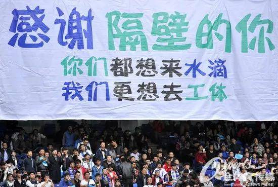 25, 波尔多功勋队长退役  